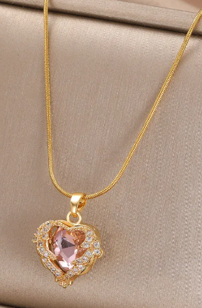 18K Gold Heart-Shaped Necklace with Pink Rhinestones
