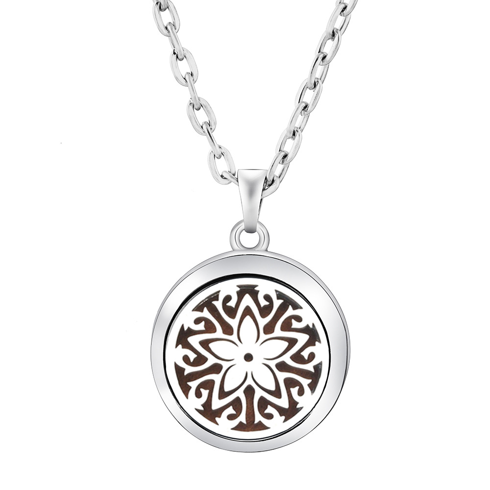Scented Elegance Necklace