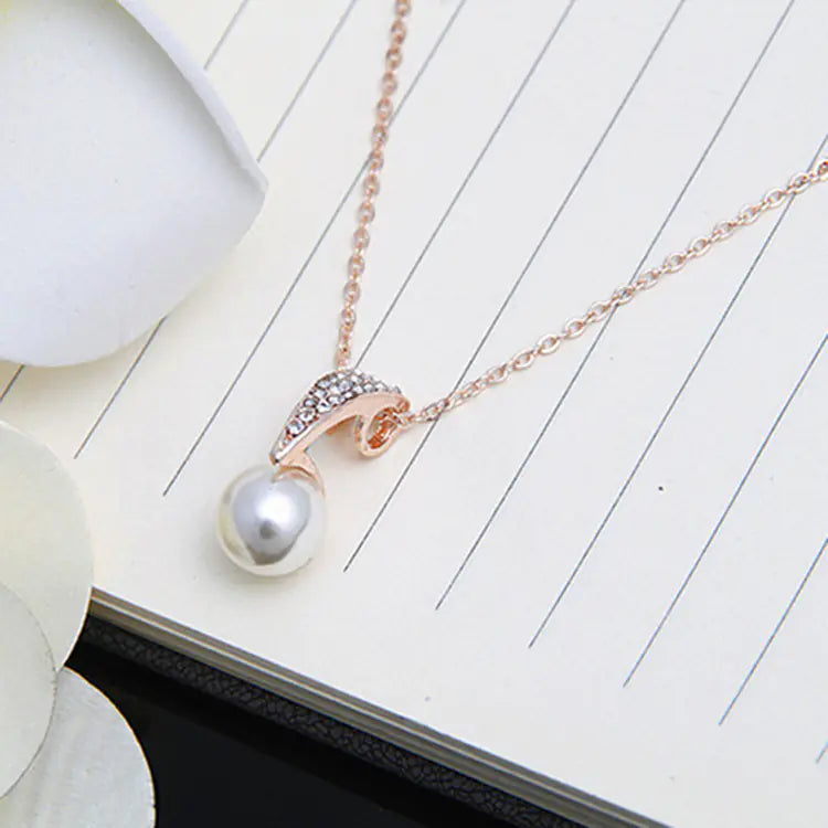 Elegant Teardrop Pearl Jewelry Set