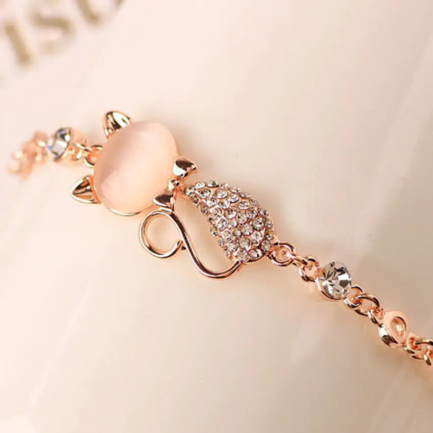 Chic Korean Cat Diamond Bracelet